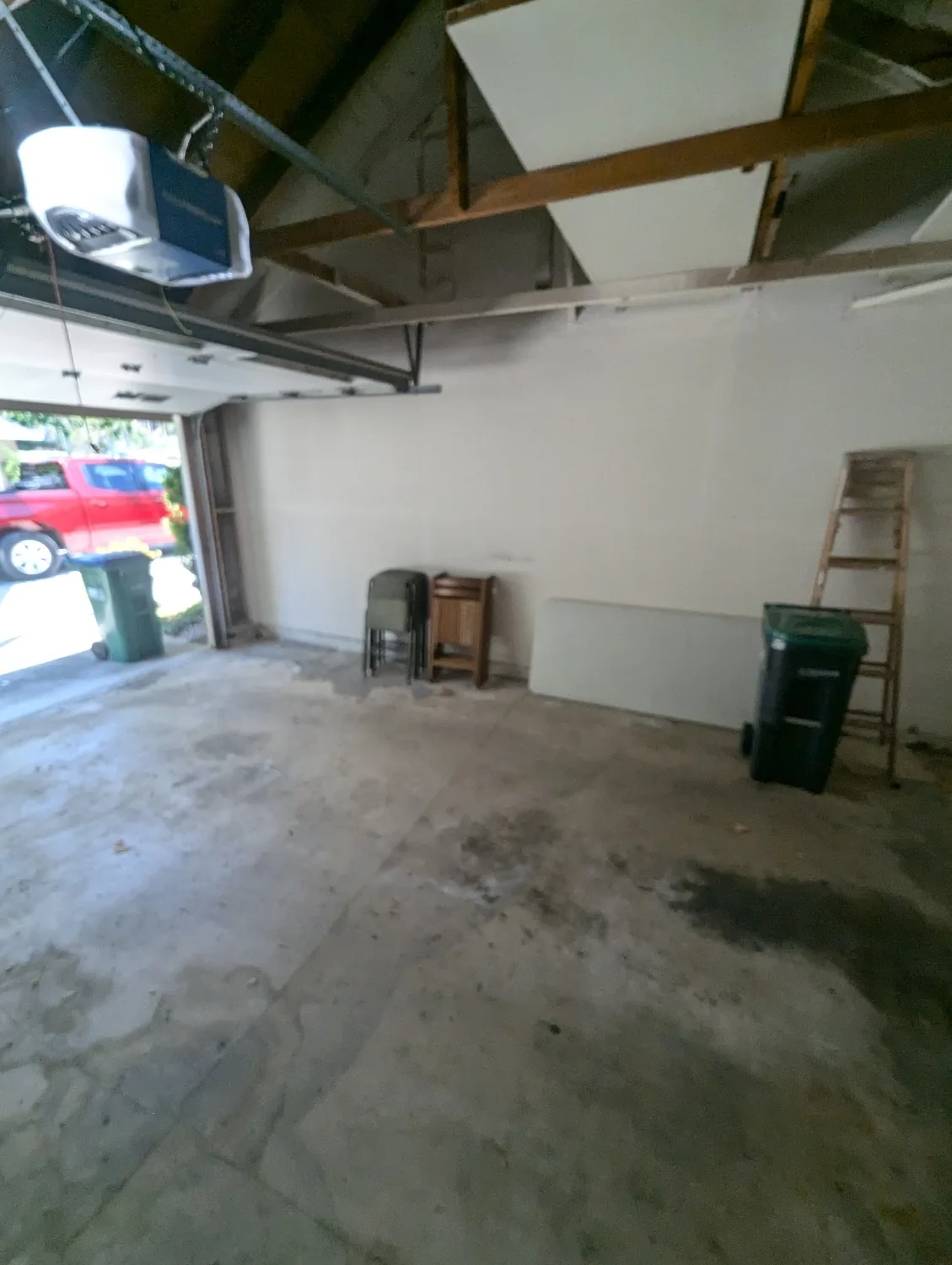 Clean empty garage after junk removal in Orange County, CA